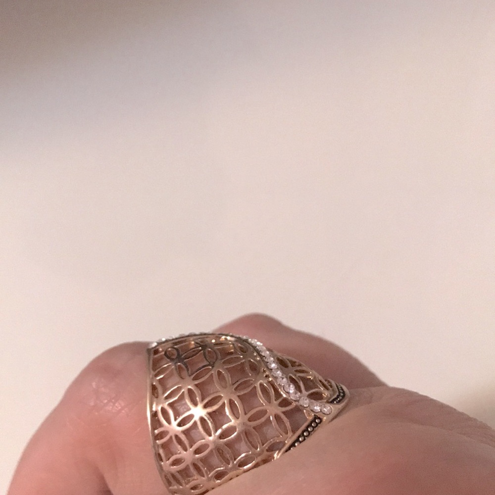 Jewelry ring in size 8 - Picture 4 of 5